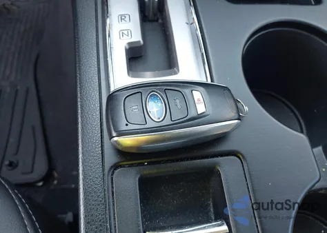 2017 Subaru Outback 3.6R Limited from USA, damaged, VIN 4S4BSENC4H3422202